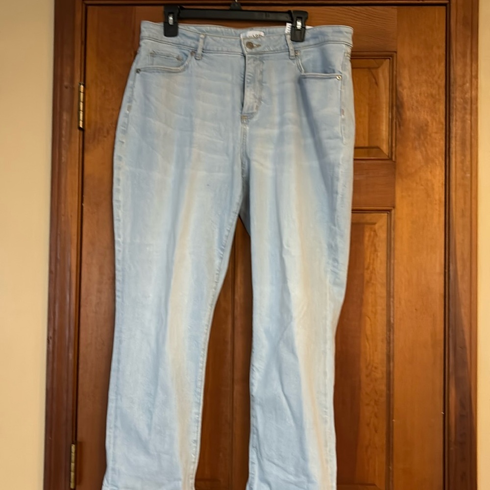 NWT Loft Curvy girlfriend jeans